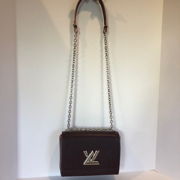 Brand NEW - LouisVuitton Cross Body Bag - Picture 8 of 8